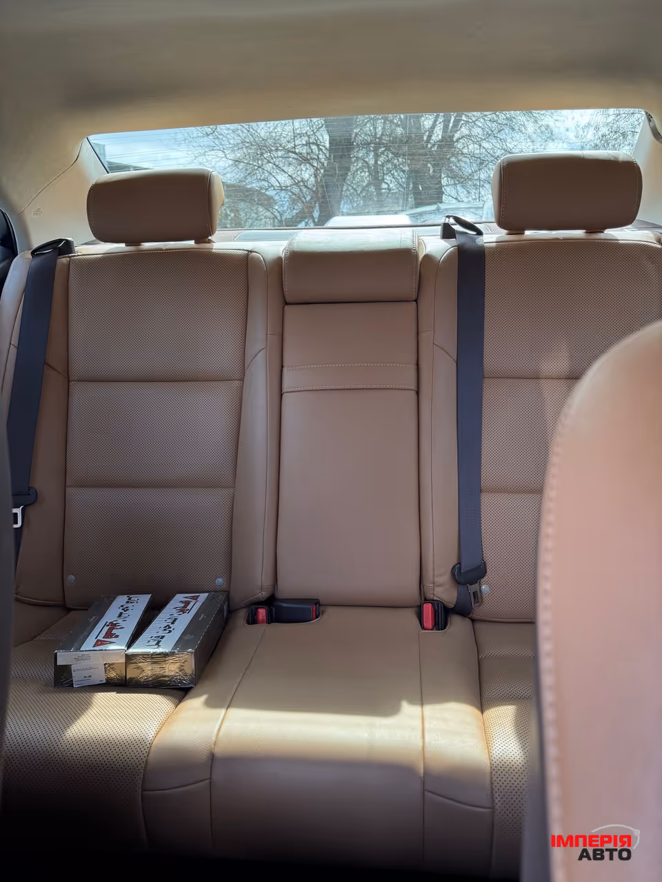 Lexus ES - фото 21