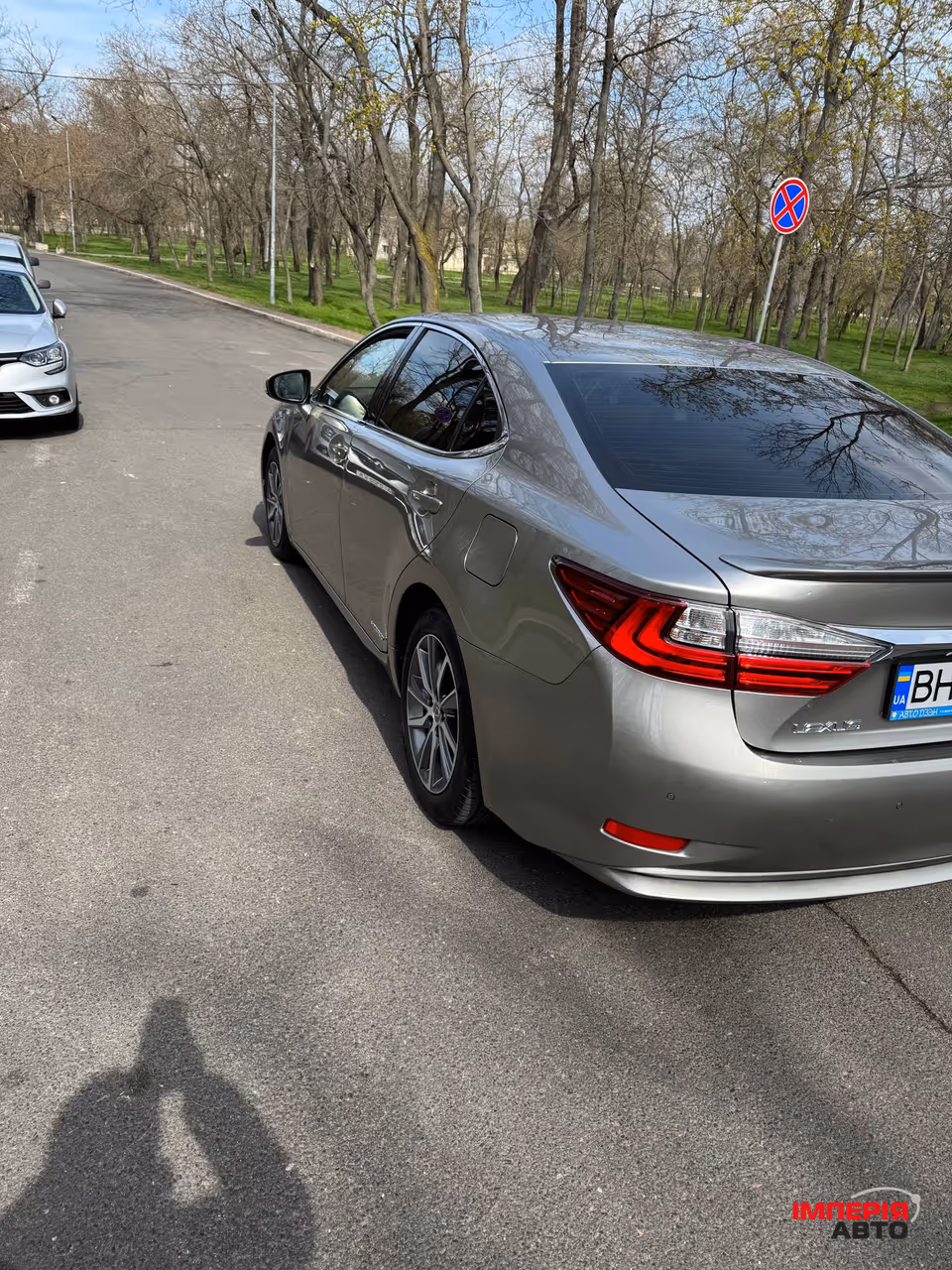 Lexus ES - фото 5