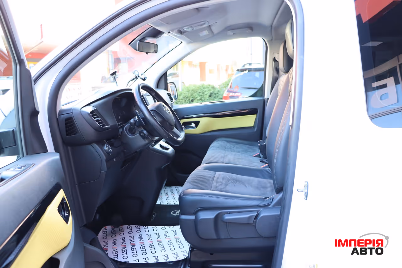 Opel Vivaro - фото 15