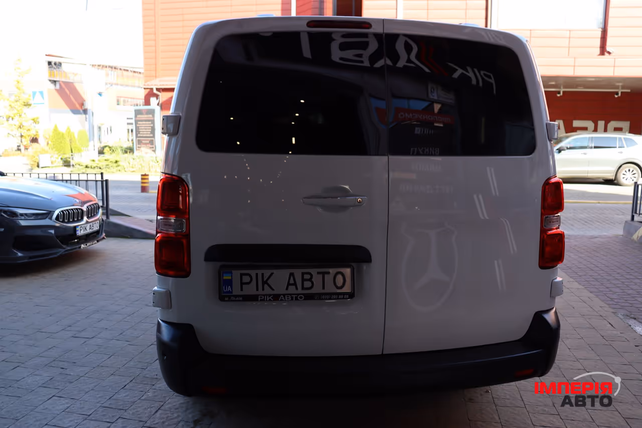 Opel Vivaro - фото 7