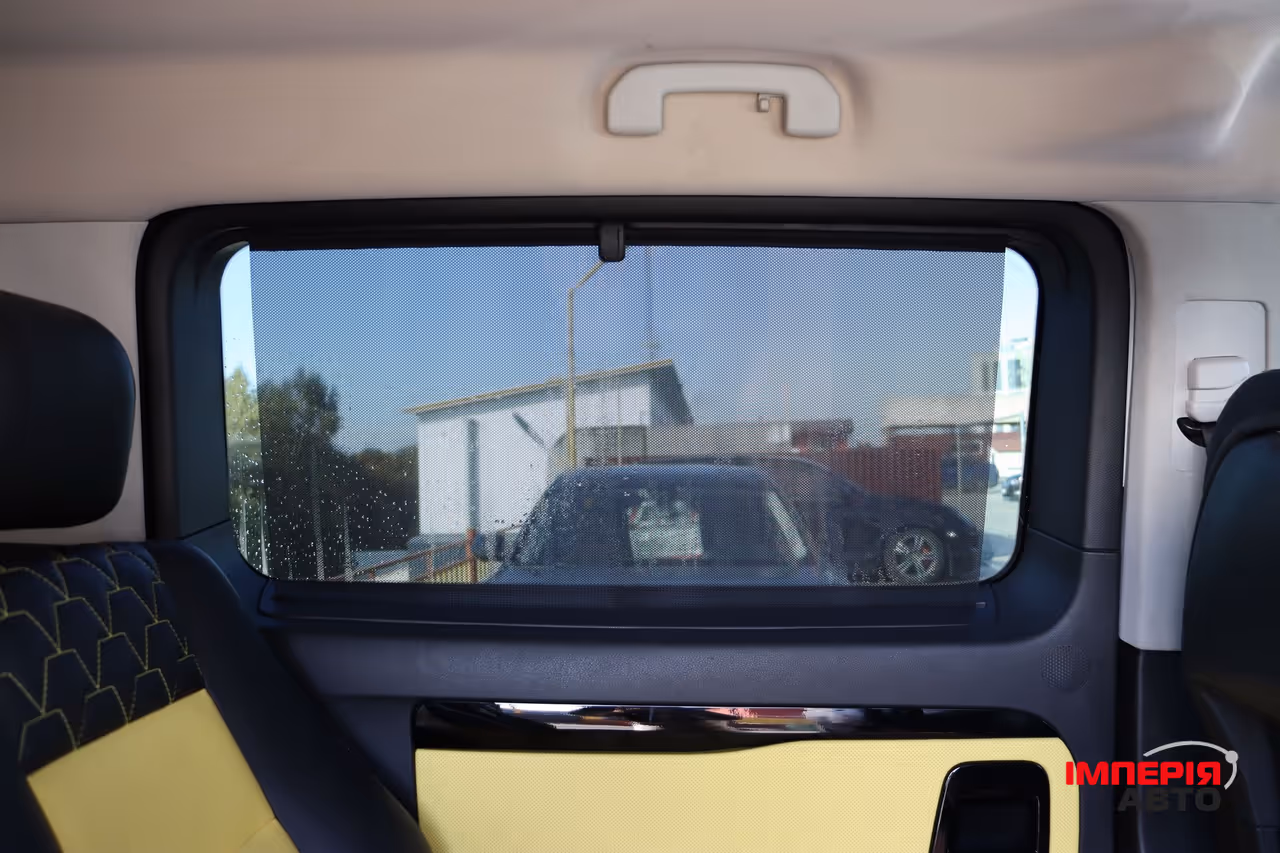 Opel Vivaro - фото 37