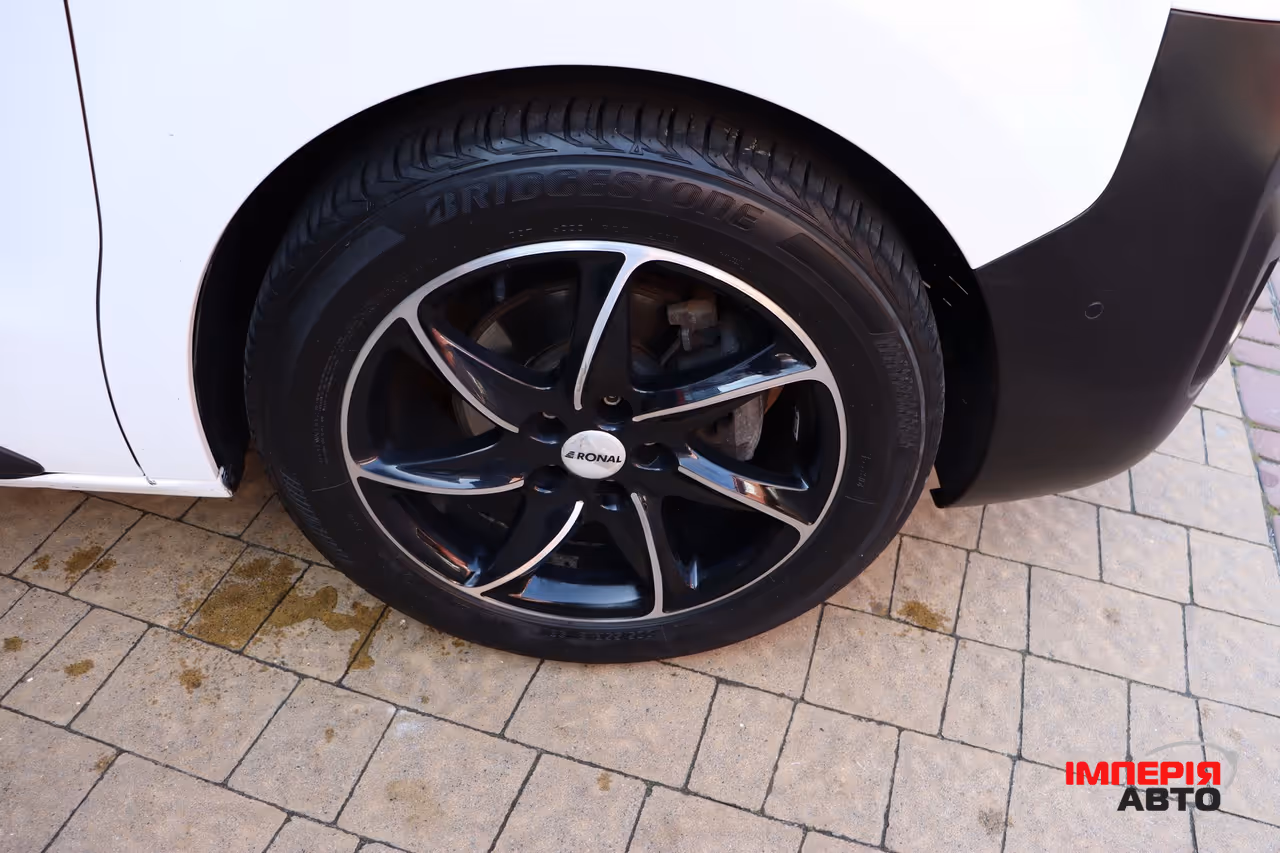 Opel Vivaro - фото 4