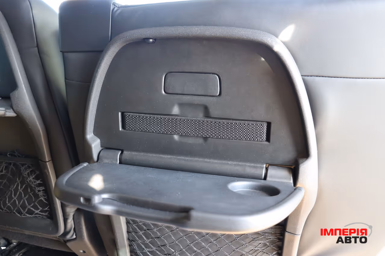 Opel Vivaro - фото 48