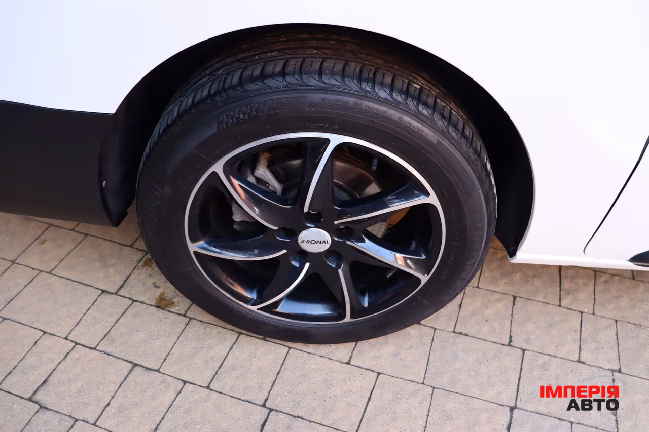 Opel Vivaro - фото 5
