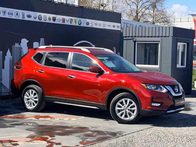 Nissan Rogue - фото 1