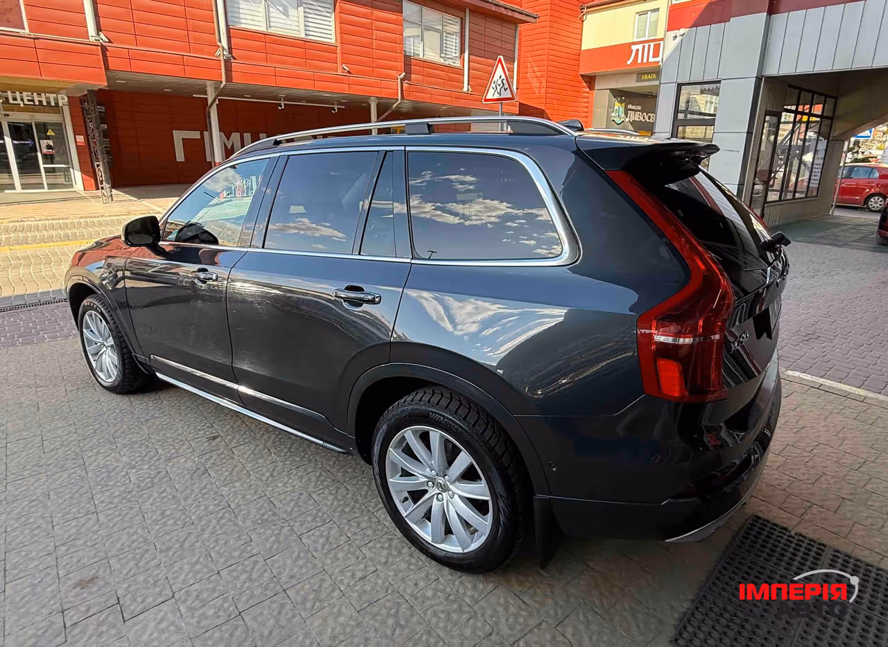 Volvo XC90 - фото 9