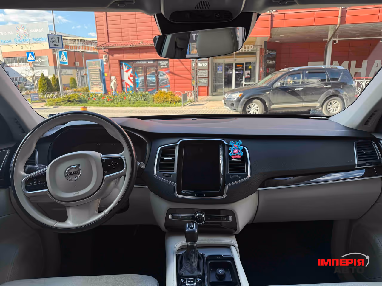 Volvo XC90 - фото 38