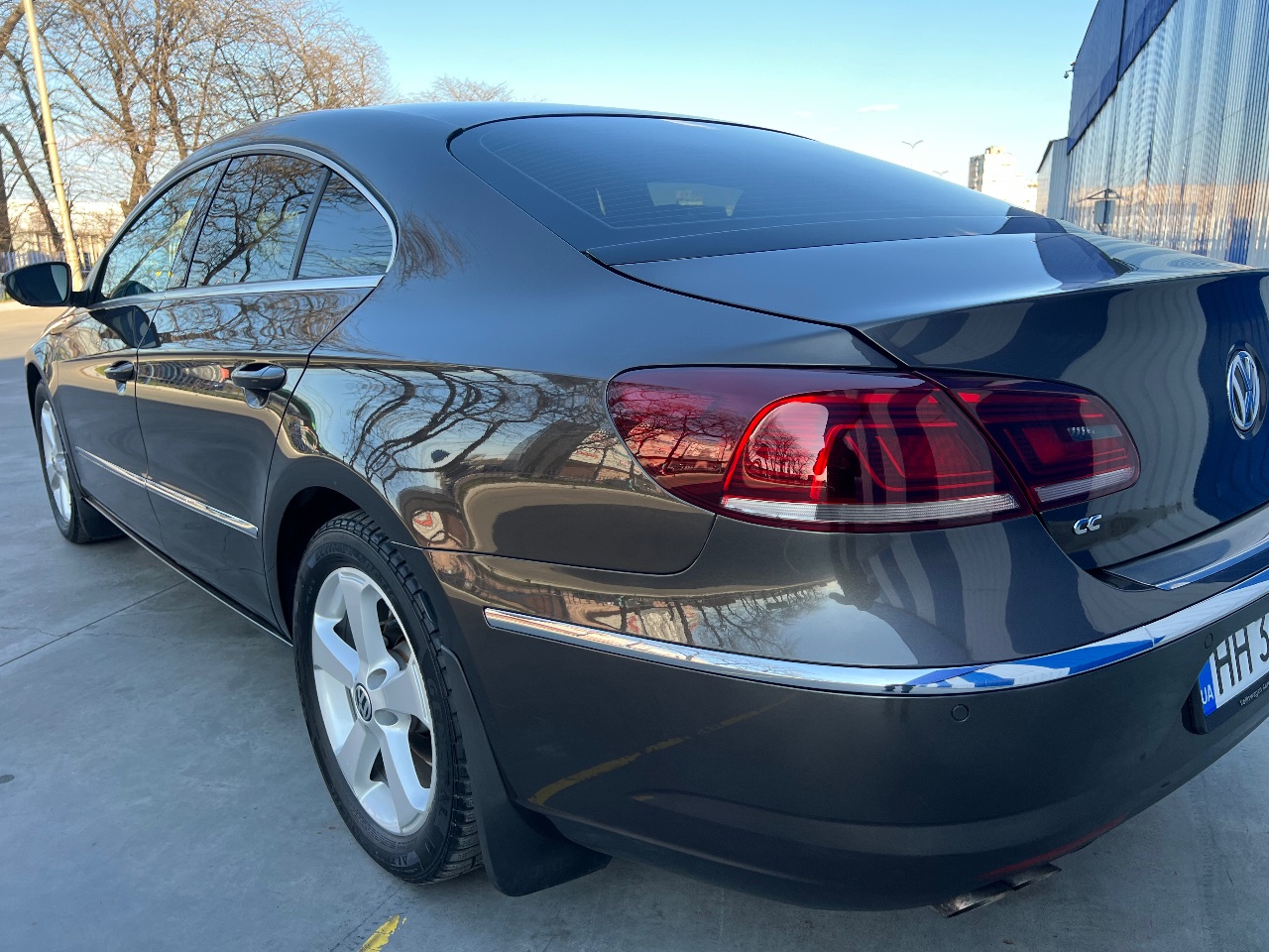 Volkswagen Passat CC - фото 7