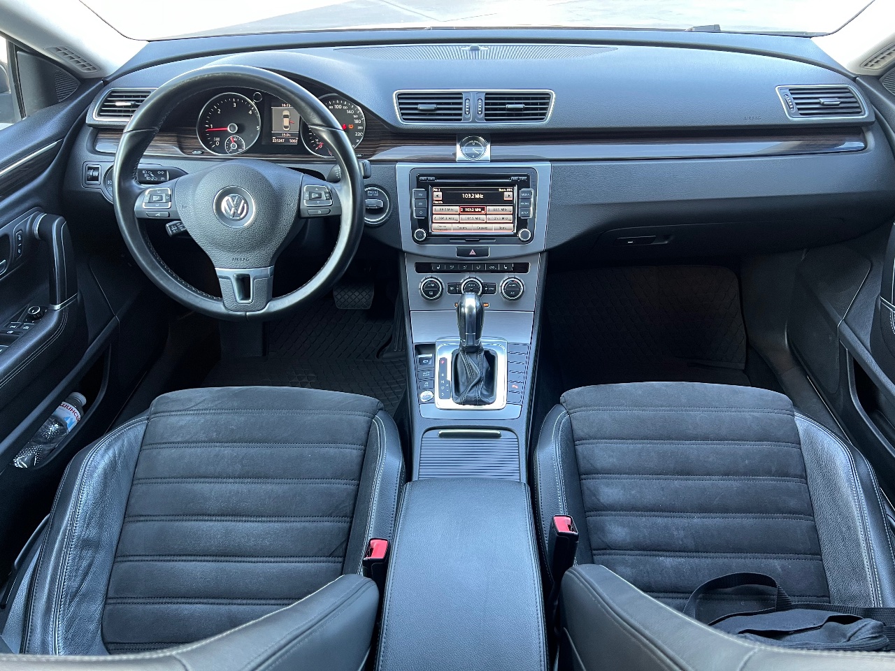 Volkswagen Passat CC - фото 8