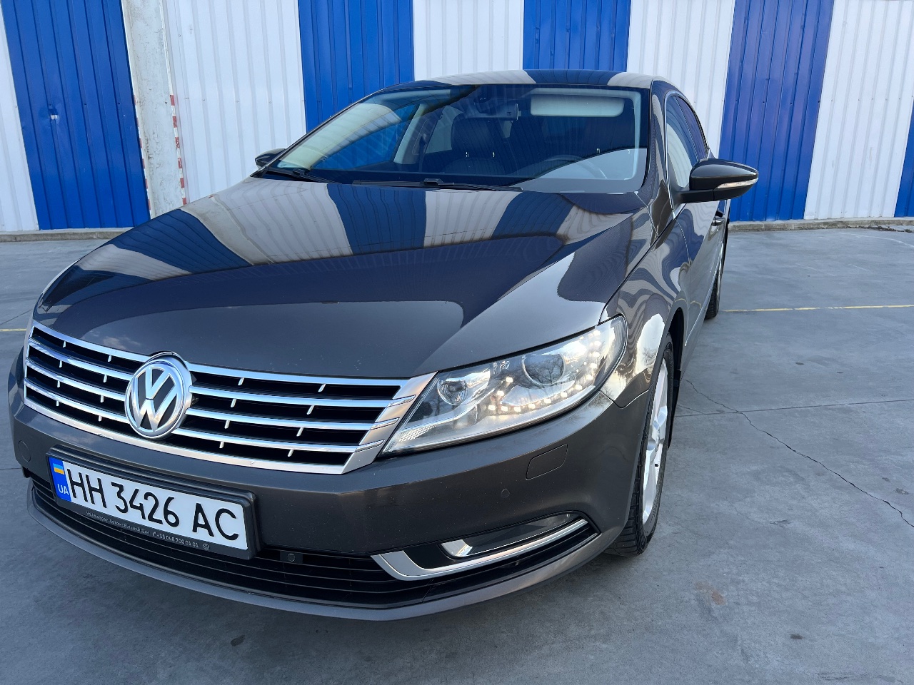 Volkswagen Passat CC - фото 2