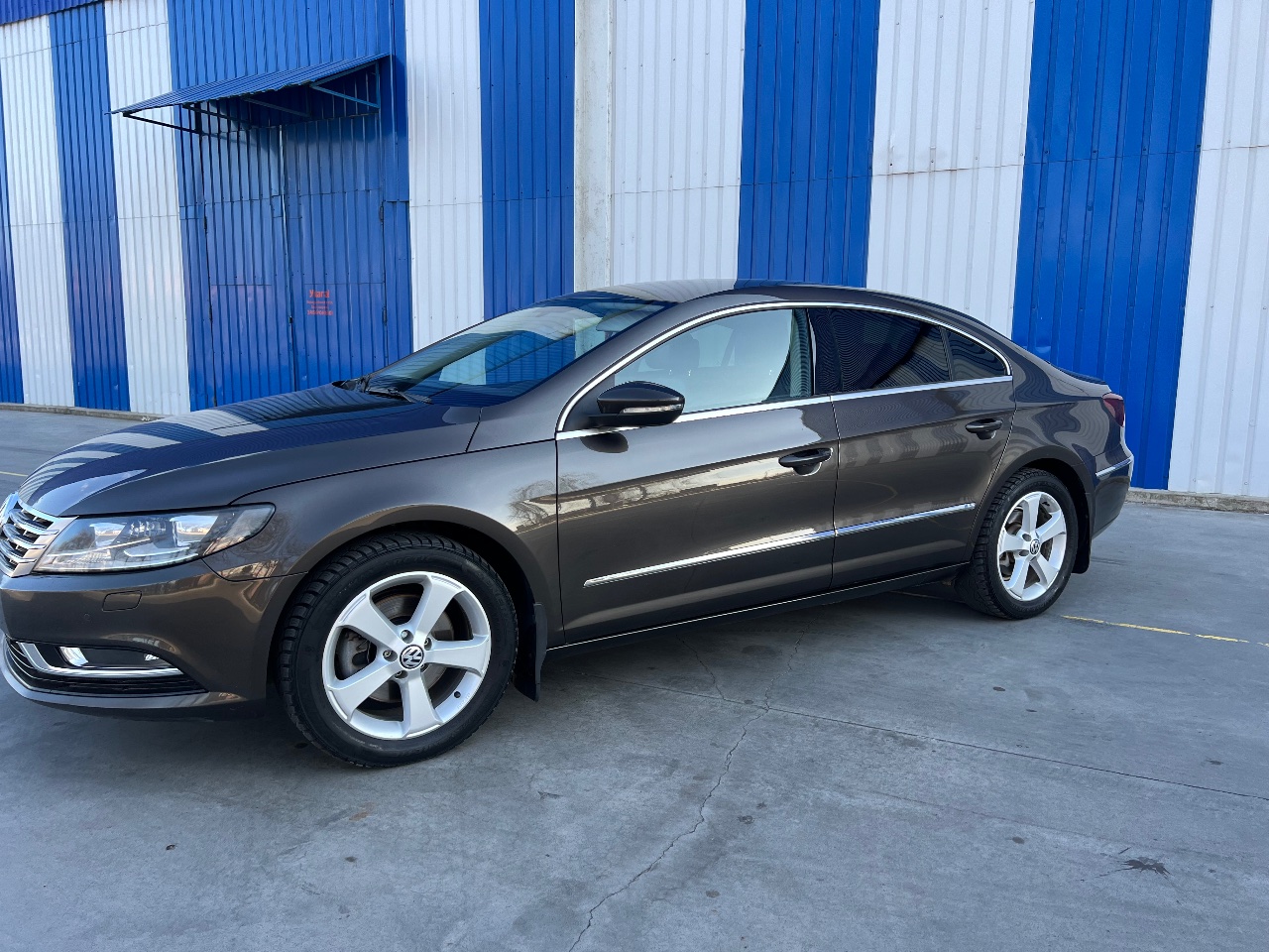 Volkswagen Passat CC - фото 6
