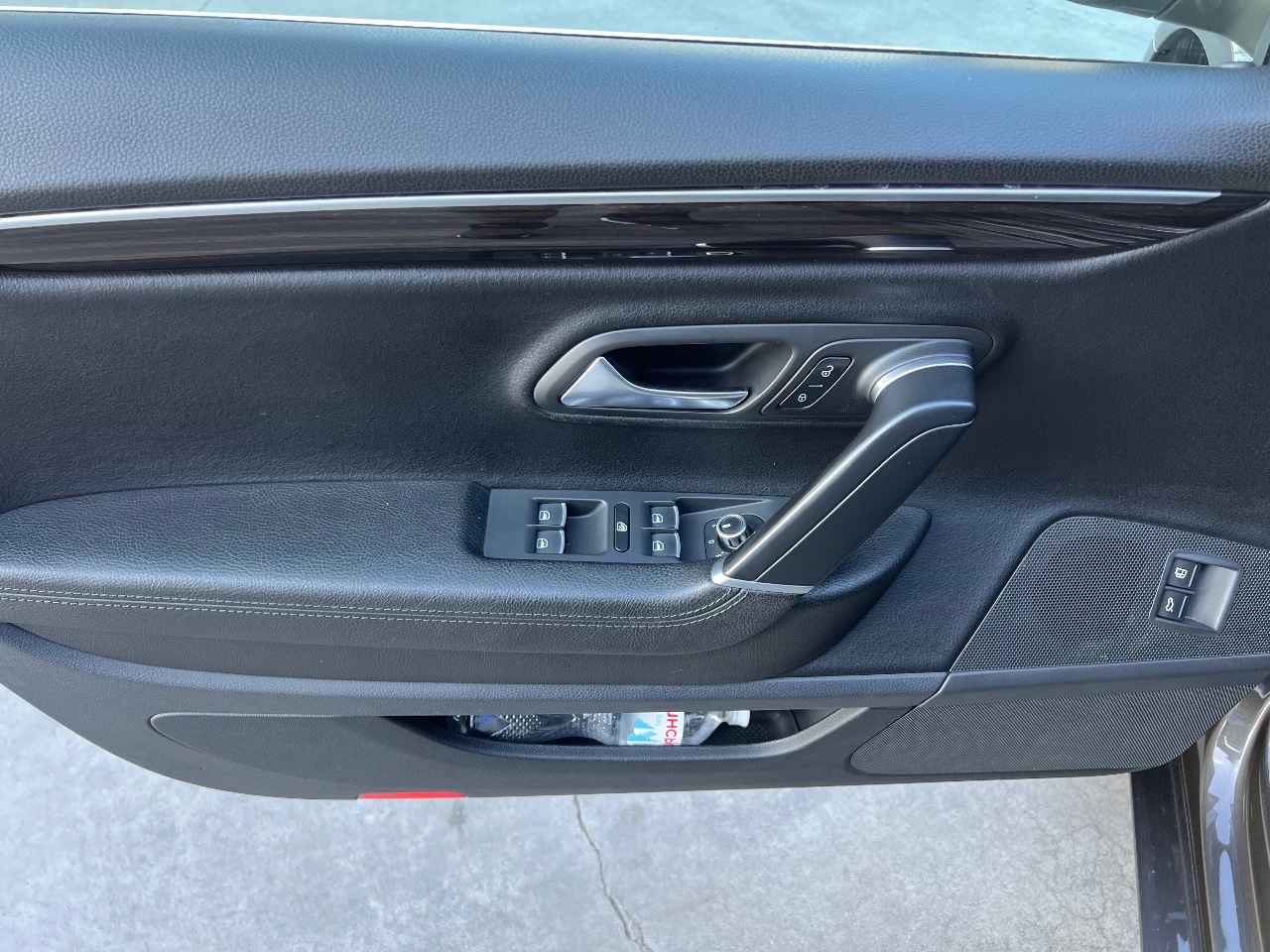 Volkswagen Passat CC - фото 10