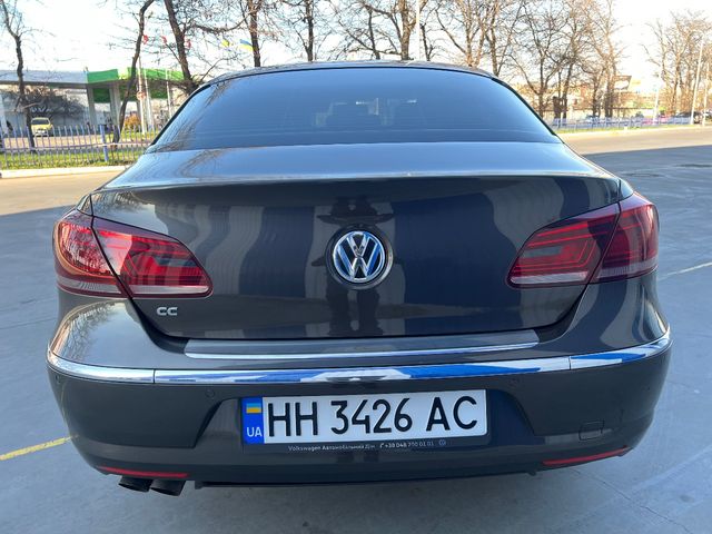 Volkswagen Passat CC - фото 5