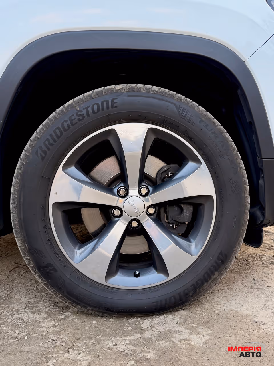 Jeep Cherokee - фото 10