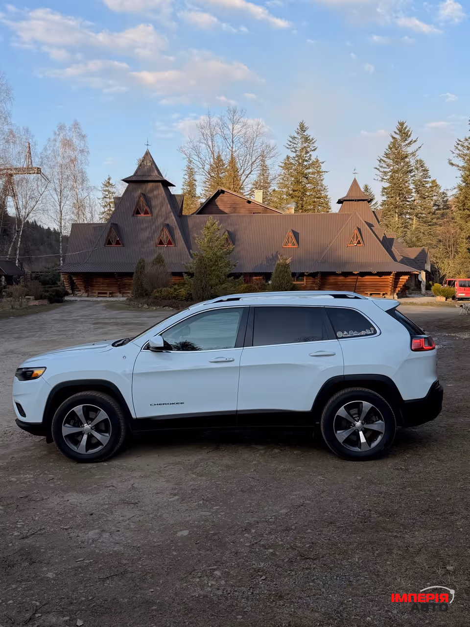 Jeep Cherokee - фото 9