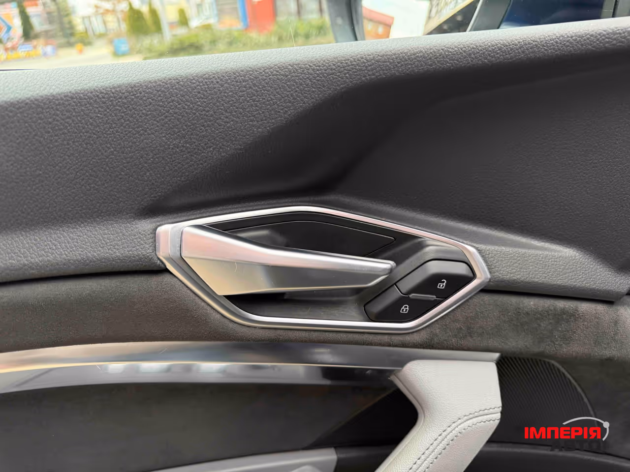 Audi e-tron Sportback - фото 16