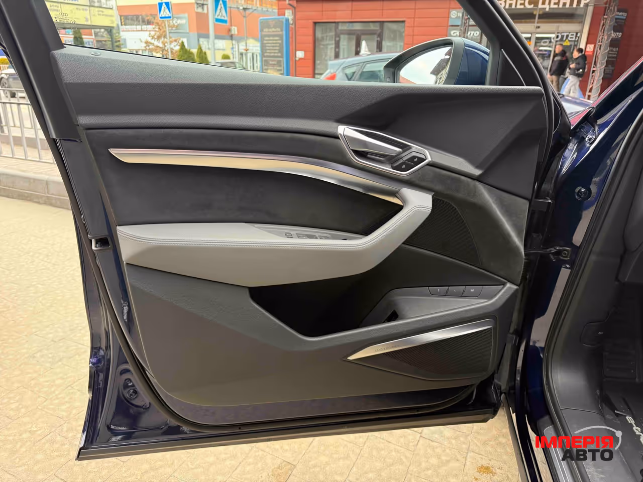 Audi e-tron Sportback - фото 15