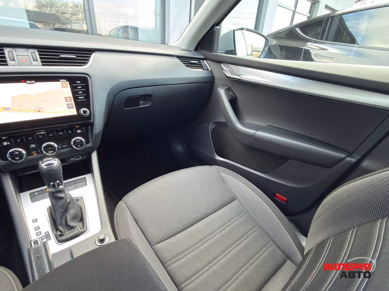 Skoda Octavia - фото 14