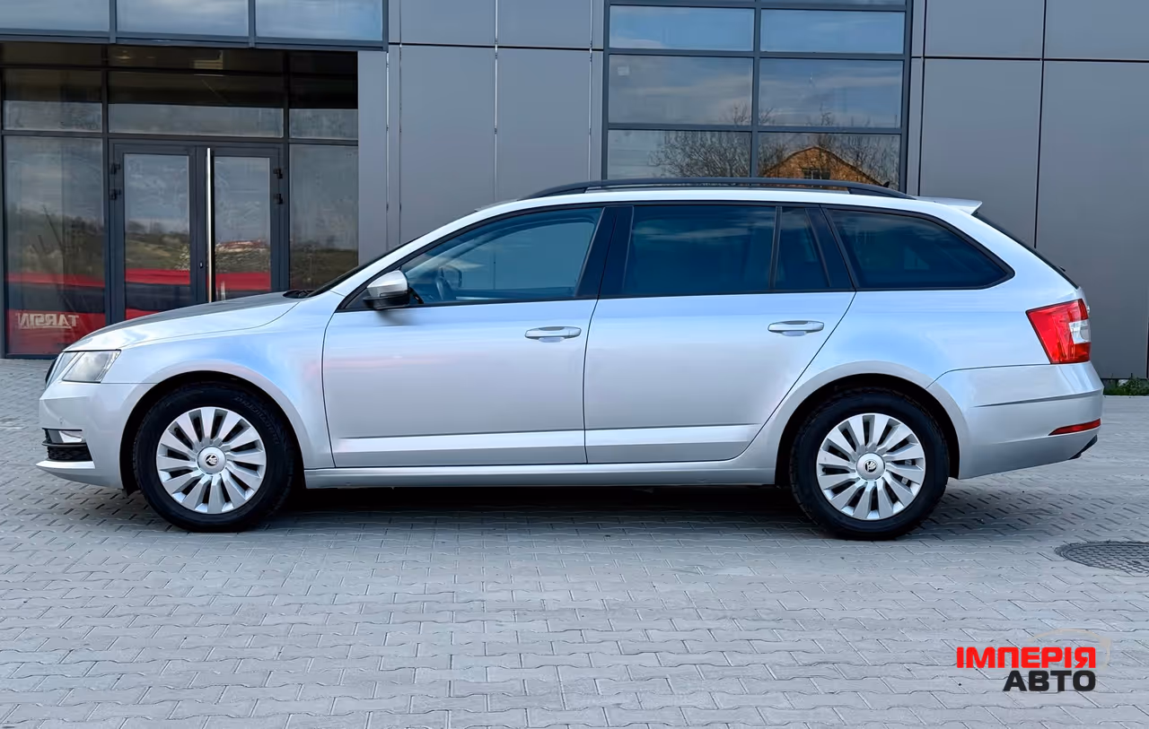 Skoda Octavia - фото 6