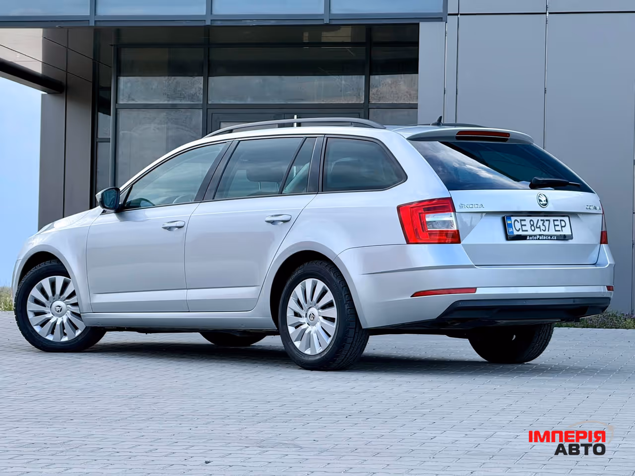 Skoda Octavia - фото 2