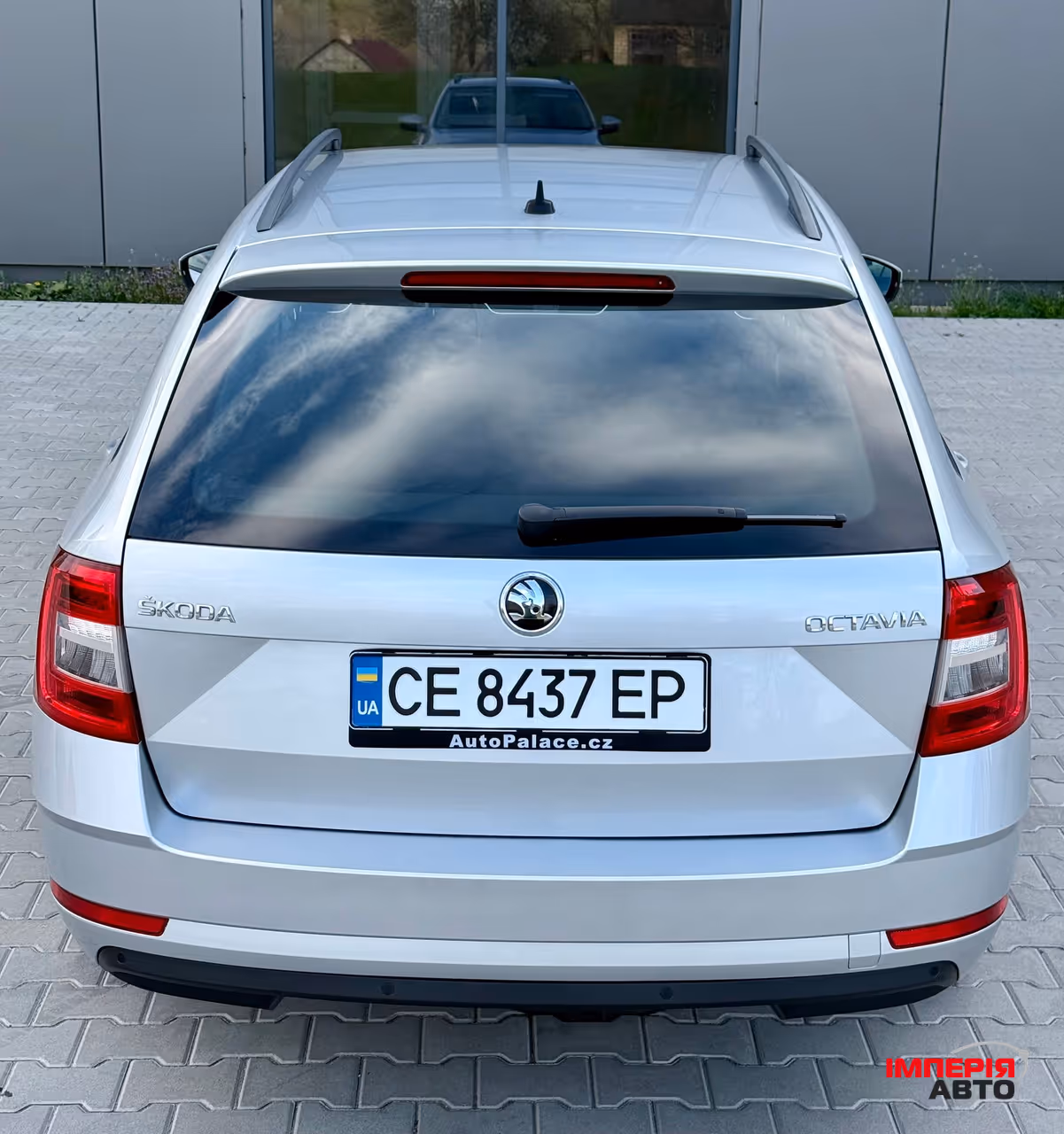 Skoda Octavia - фото 8