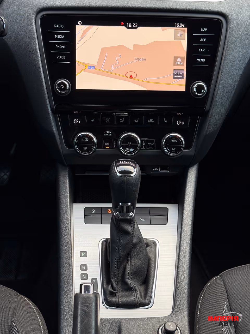 Skoda Octavia - фото 28