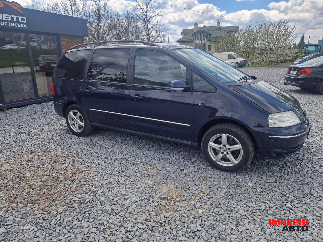 Volkswagen Sharan - фото 3