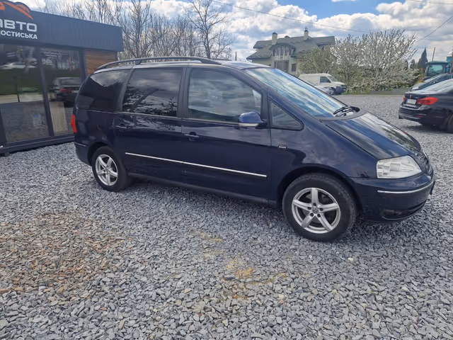 Volkswagen Sharan - фото 3