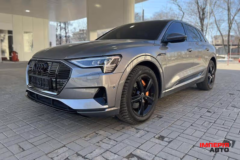 Audi e-tron Sportback - фото 1