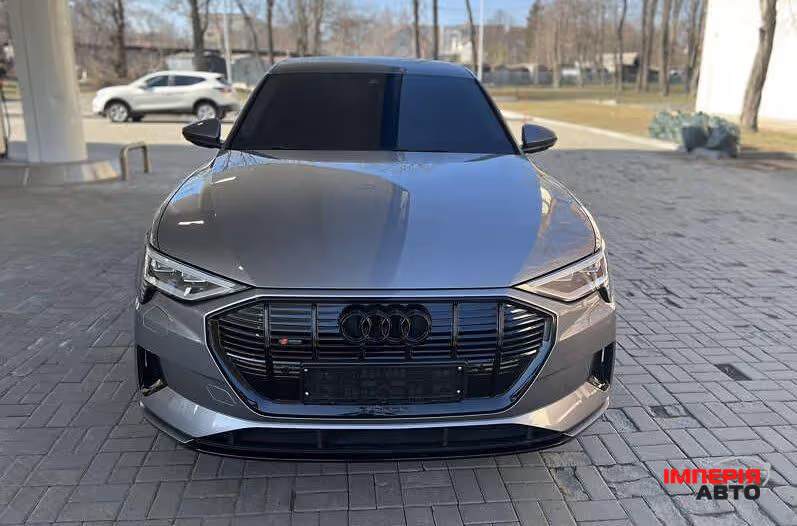 Audi e-tron Sportback - фото 5