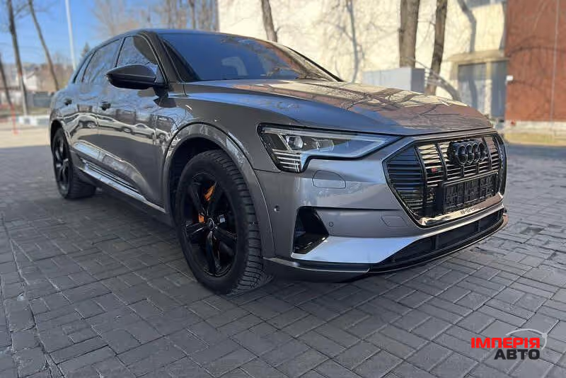 Audi e-tron Sportback - фото 3