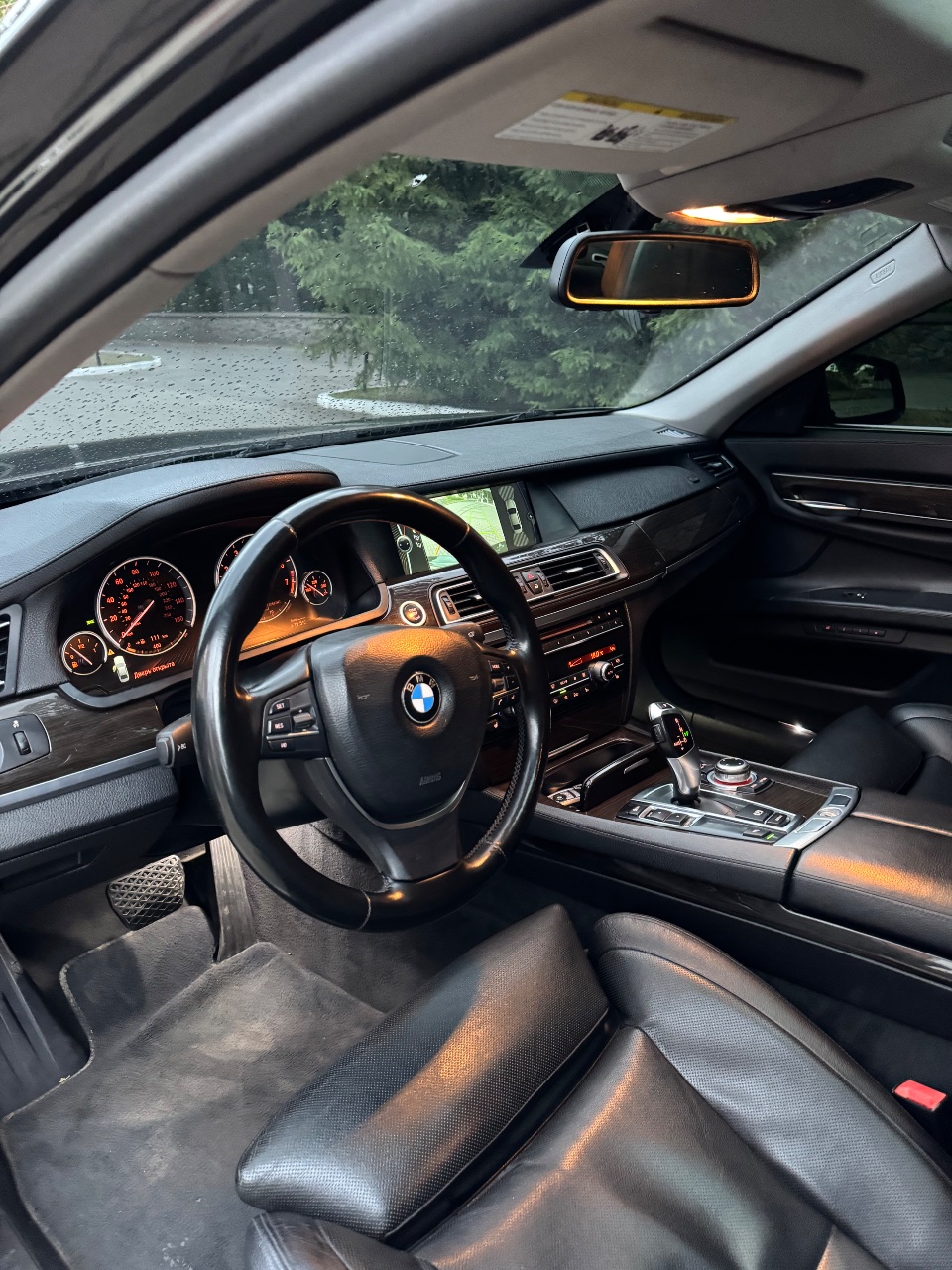 BMW 7 серії - фото 24