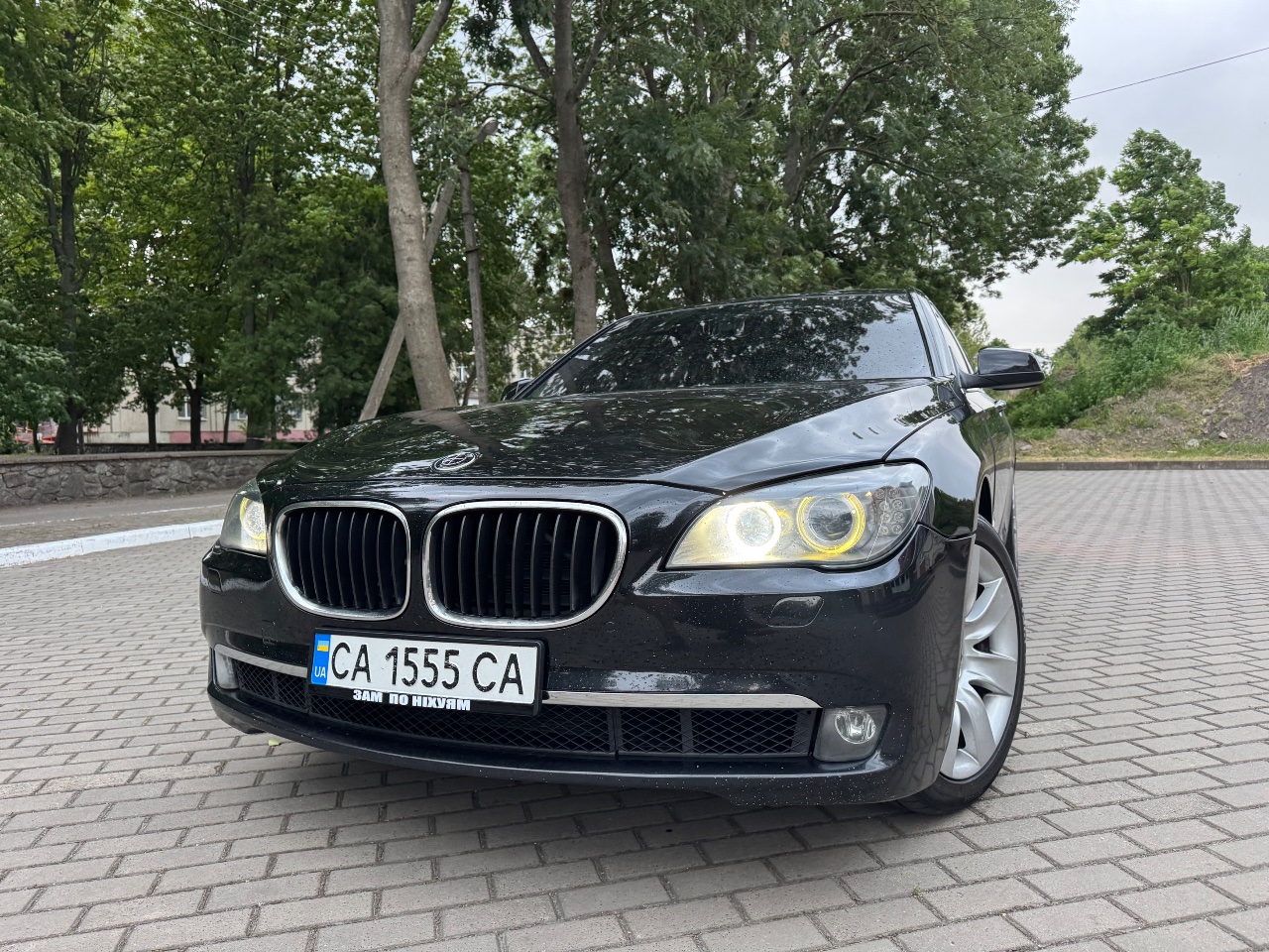 BMW 7 серії - фото 12