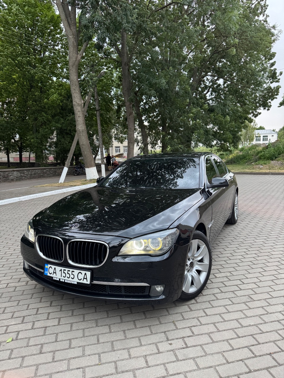 BMW 7 серії - фото 8