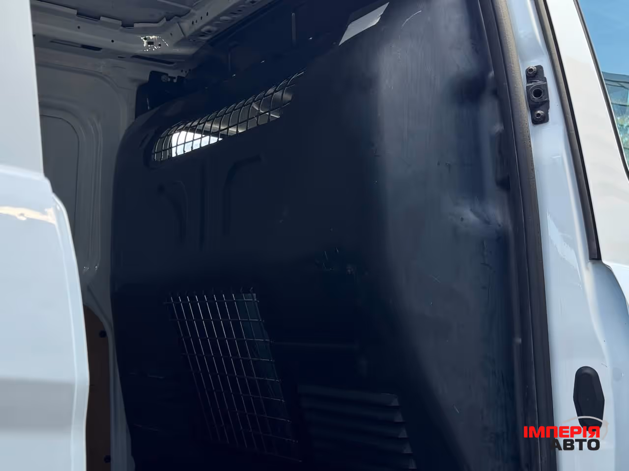 Ford Transit Connect - фото 45