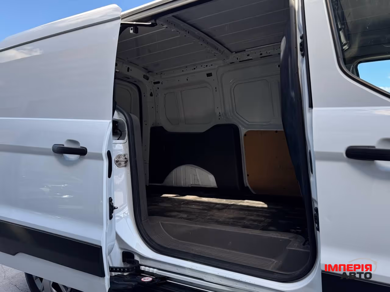 Ford Transit Connect - фото 41
