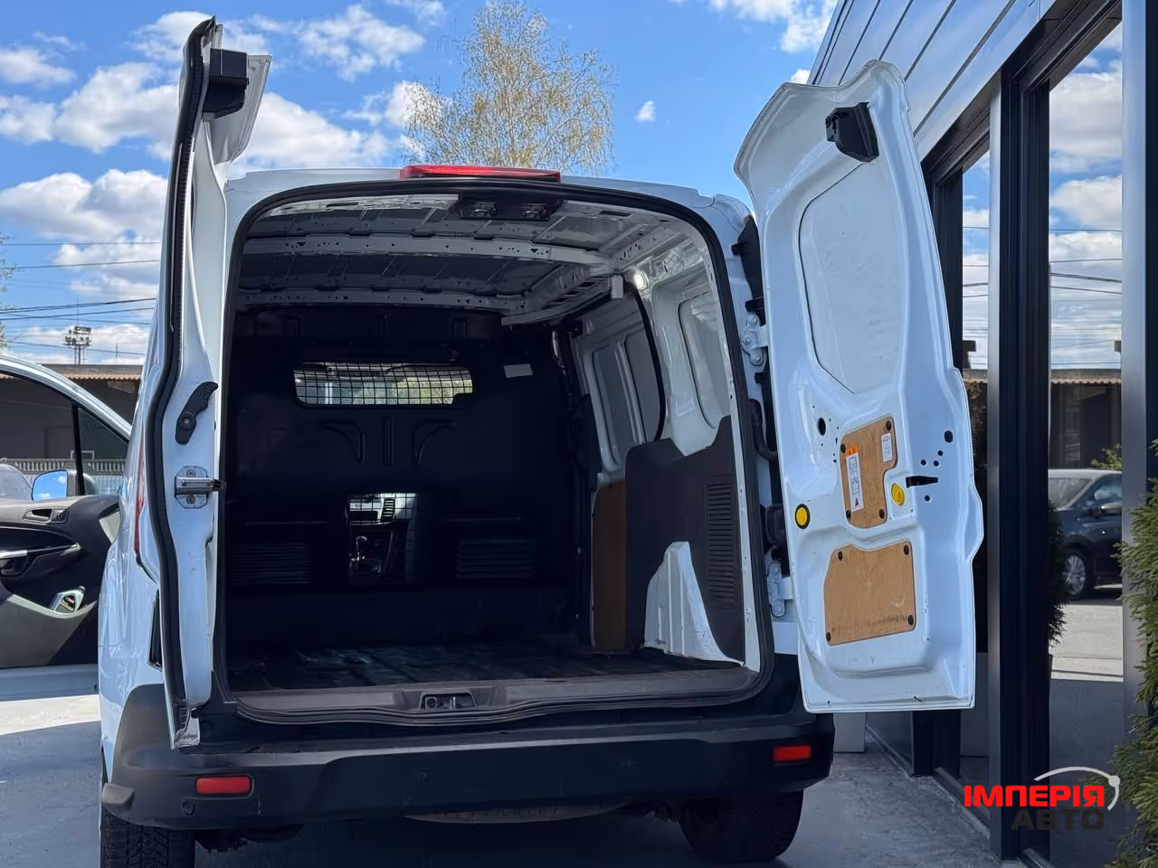 Ford Transit Connect - фото 8