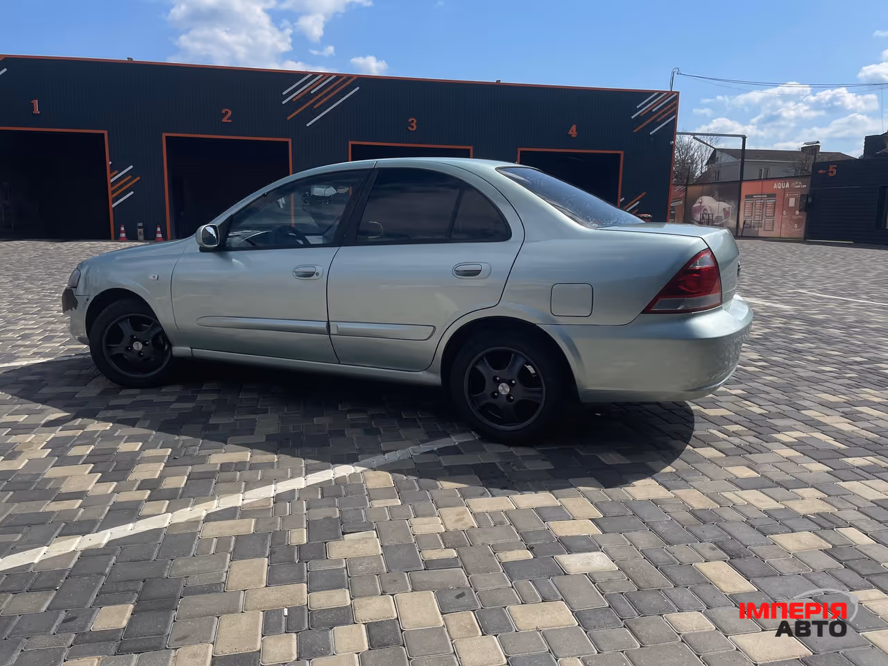 Nissan Almera Classic - фото 4