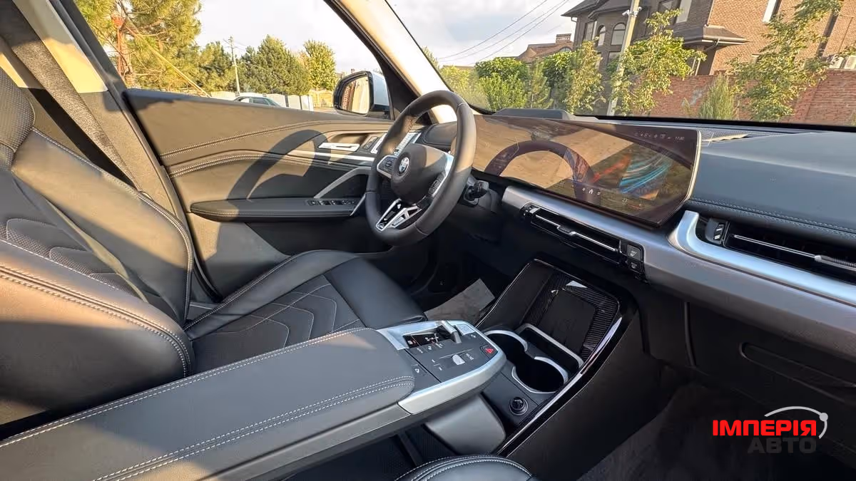 BMW X1 - фото 7