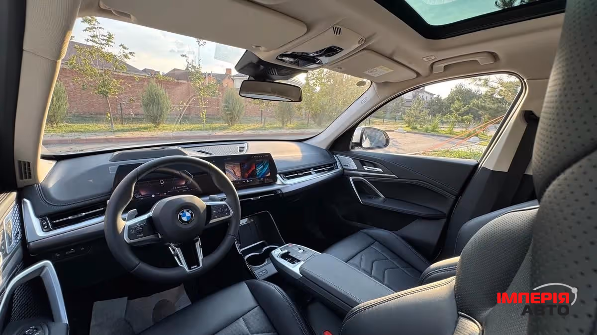 BMW X1 - фото 6