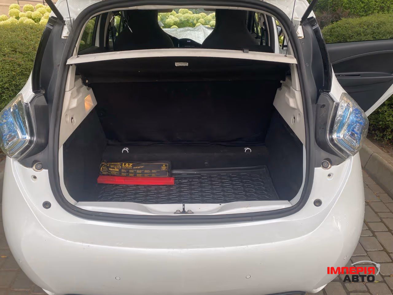 Renault ZOE - фото 5
