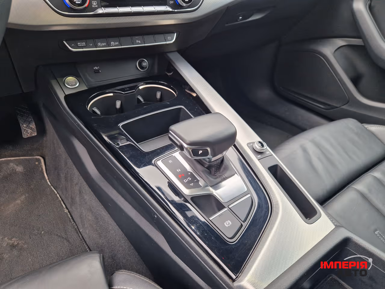 Audi A5 - фото 27