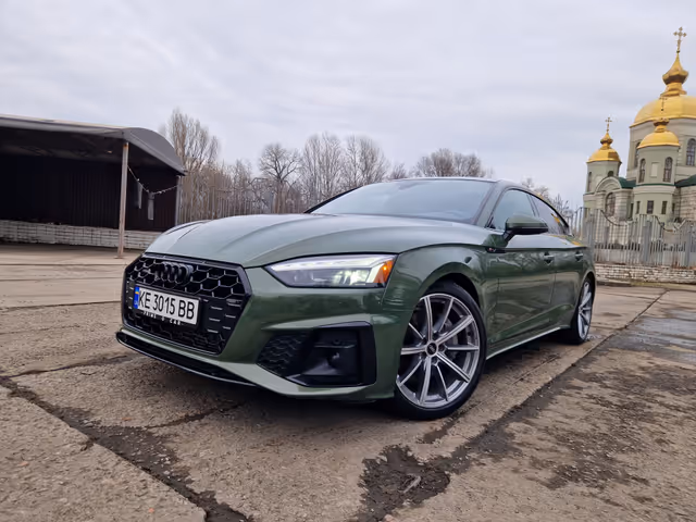 Audi A5 - фото 1