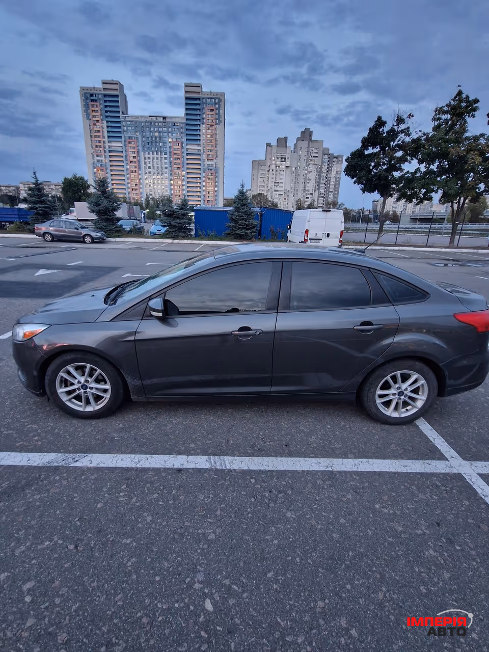 Ford Focus - фото 1