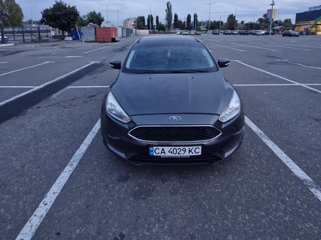 Ford Focus - фото 2