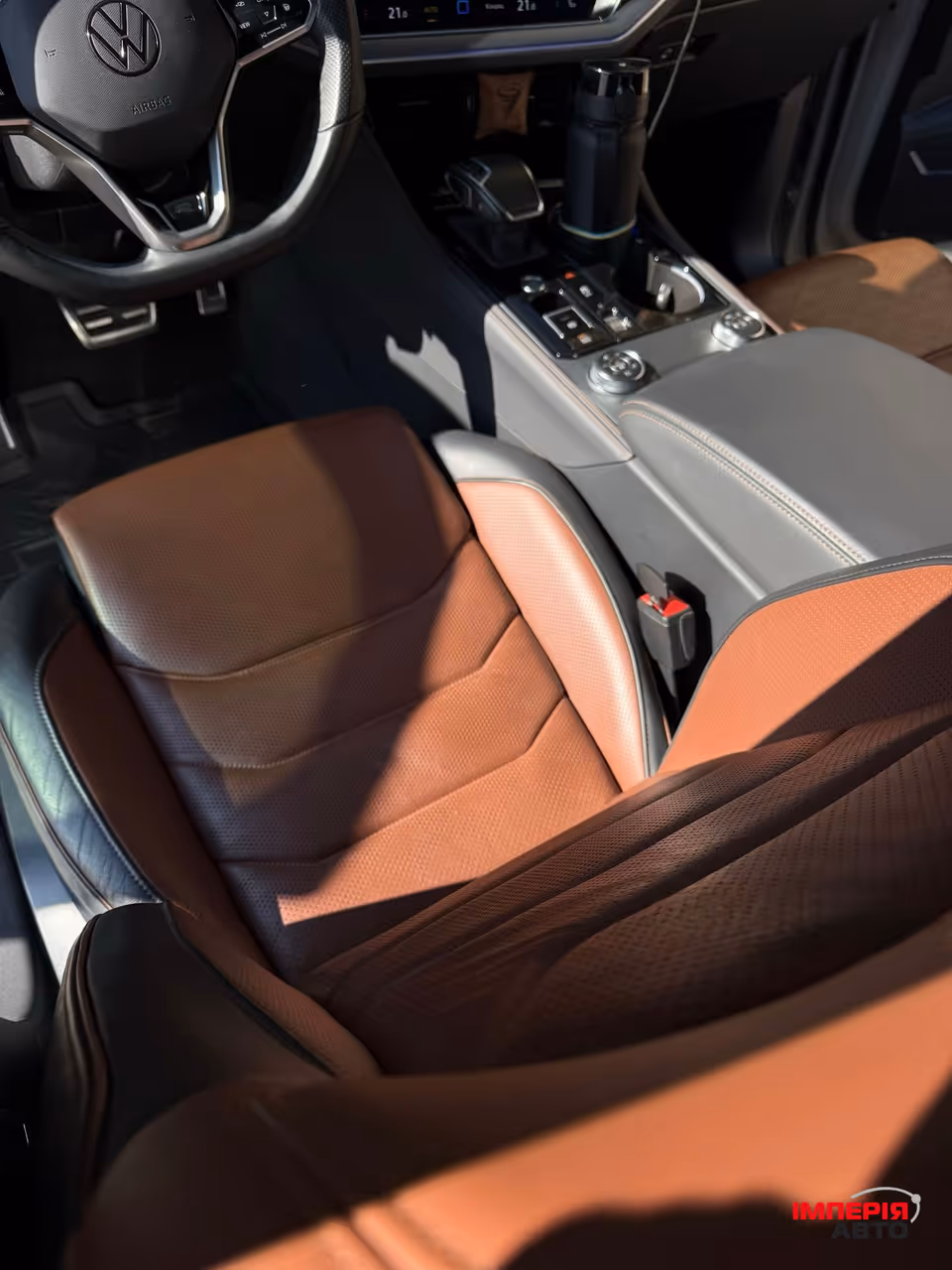 Volkswagen Touareg - фото 10