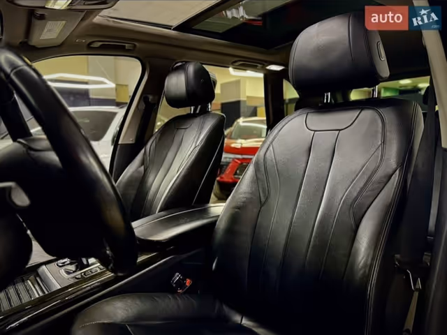 BMW X5 - фото 2