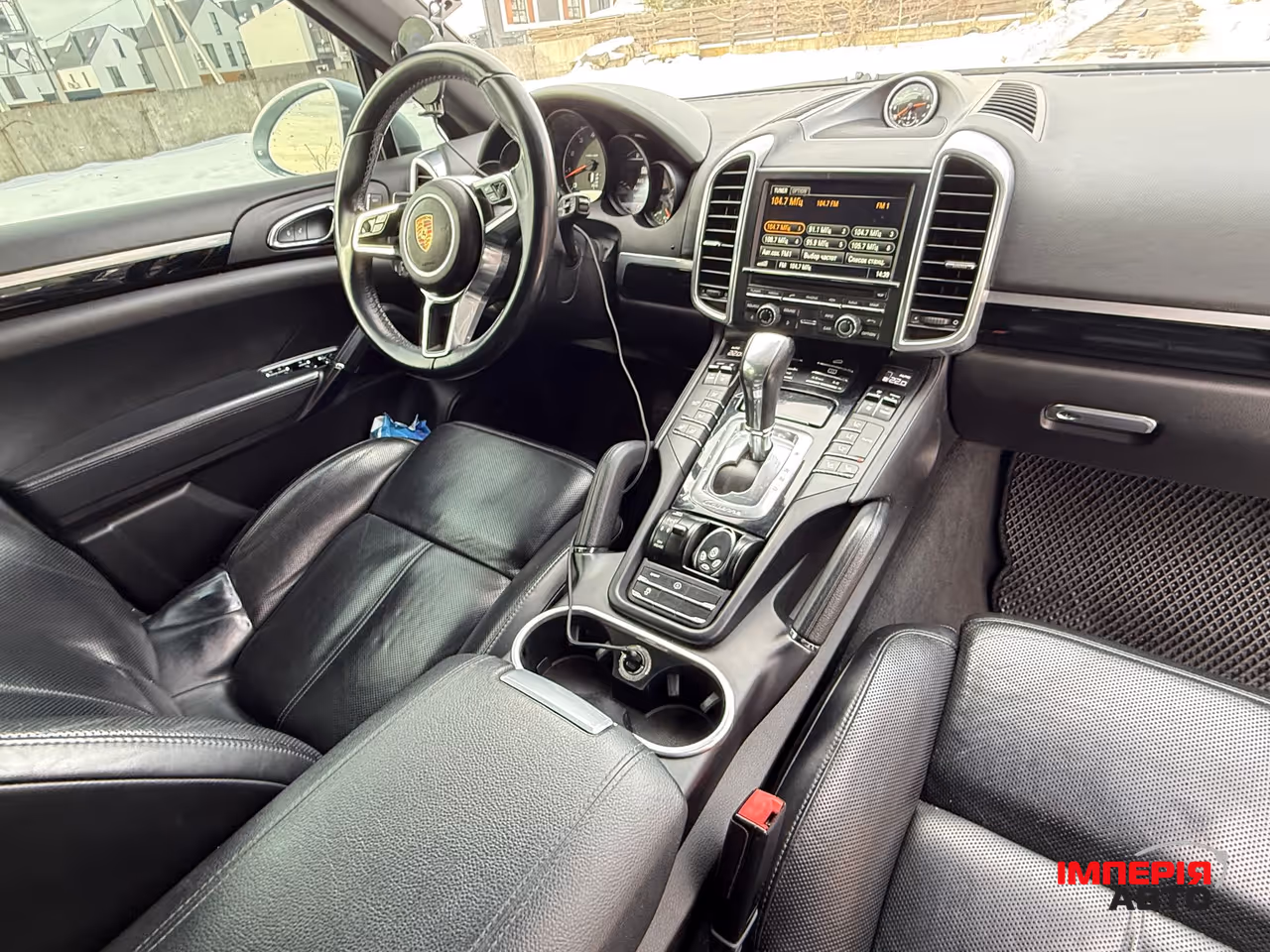Porsche Cayenne - фото 16