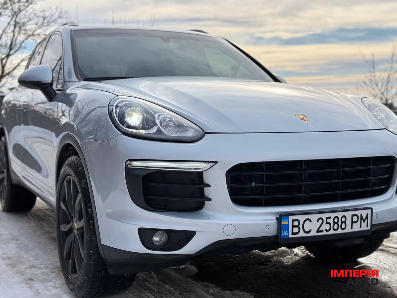 Porsche Cayenne - фото 1