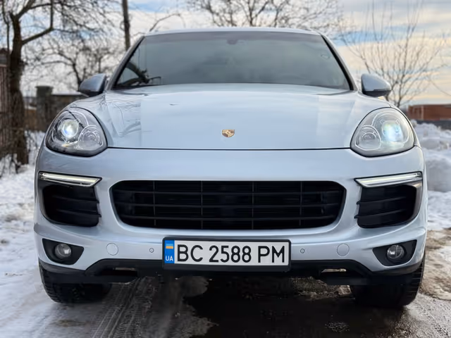 Porsche Cayenne - фото 2